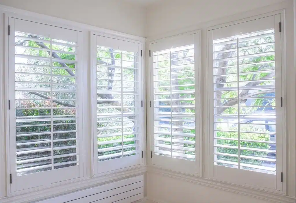 Vinyl windows - Lindholm Exteriors